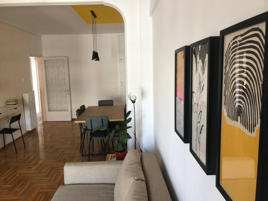 2 Mon-Keys Appartement Thessaloniki Buitenkant foto