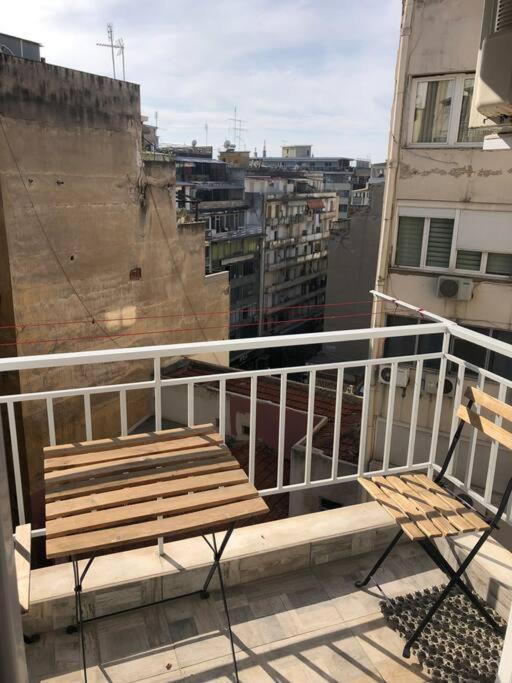 2 Mon-Keys Appartement Thessaloniki Buitenkant foto