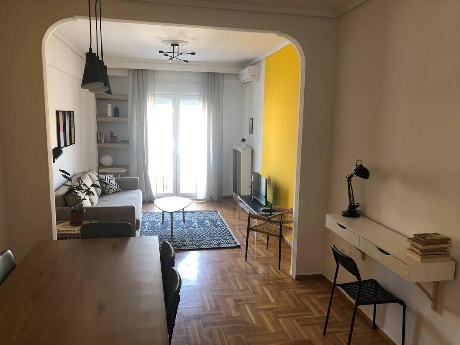 2 Mon-Keys Appartement Thessaloniki Buitenkant foto