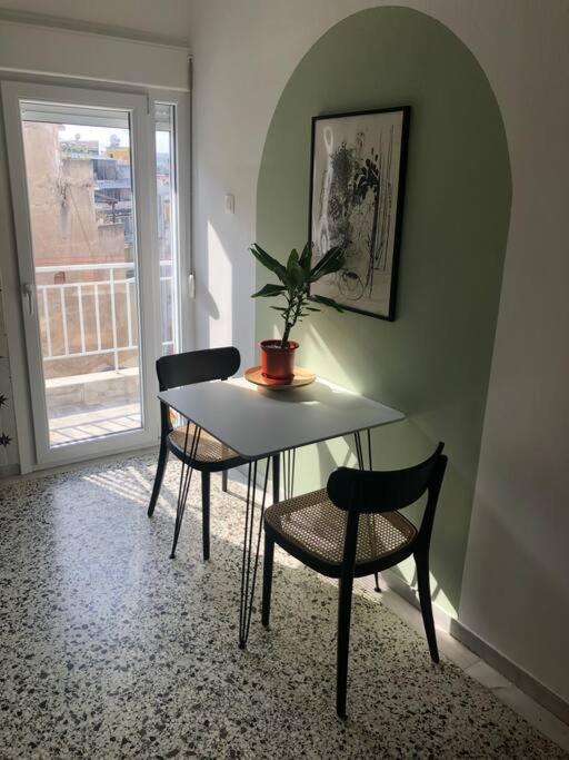 2 Mon-Keys Appartement Thessaloniki Buitenkant foto